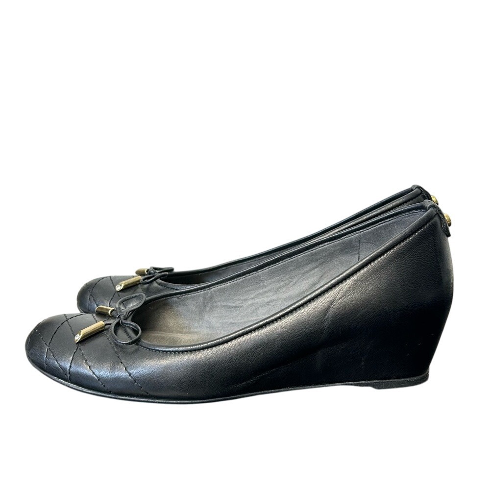 Stuart Weitzman Quilted Leather Wedge Shoes Bow Gold Accent Women's Size‎ 7.5 M